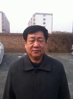 薛鹏军 扬琴首席演奏家 教育家、中国音乐家协会会员 总政扬琴原首席。高级讲师。
